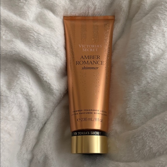 Victoria's Secret Other - Victoria's Secret Amber Romance Shimmer Lotion in Gold